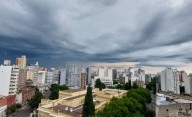 Extienden el alerta “Amarillo” en La Plata por tormentas: cuándo llegan y hasta cuándo lloverá