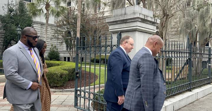 Ex-North Charleston Councilman Mike Brown pleads guilty