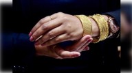 Gold surges to new record high on MCX amid US economic concerns