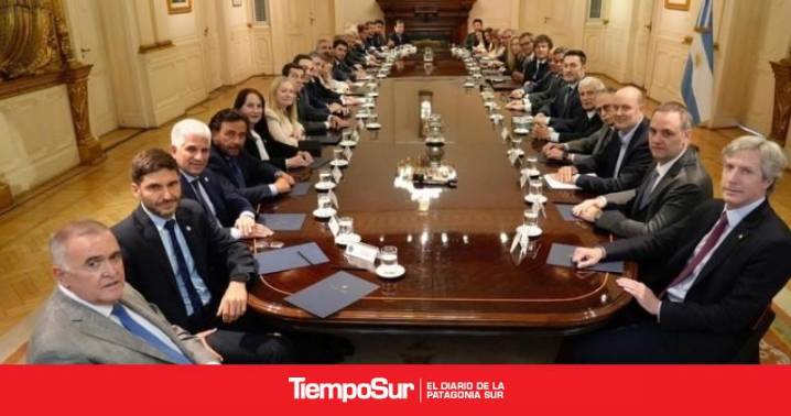 Segunda etapa de ajuste: Nación no enviaría más los fondos del impuesto a los combustibles
