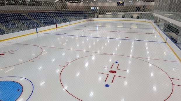 Hockey P.E.I. changes course on tournament format that gave girls' teams fewer games