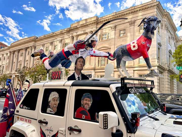 Photos: The Caps’ “Red Carpet” Start to the Season