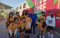 Apoya Mario Camarillo a estudiantes en torneo