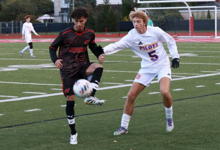 PHOTOS: Boys Soccer – Warren De La Salle vs Melvindale
