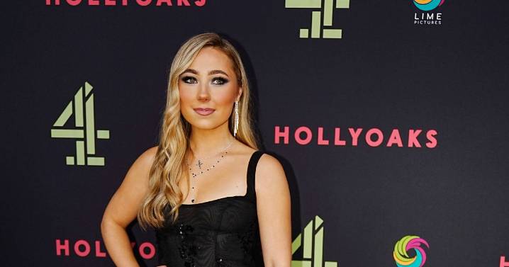 Inside Hollyoaks Peri Lomax star's life from on