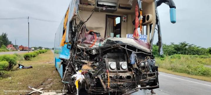 Two Killed, Several Injured as Passenger Bus Crashes into Truck in Odisha's Balasore