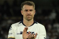 ¿Aaron Ramsey dejó los Pumas por la desaparición de su perra?