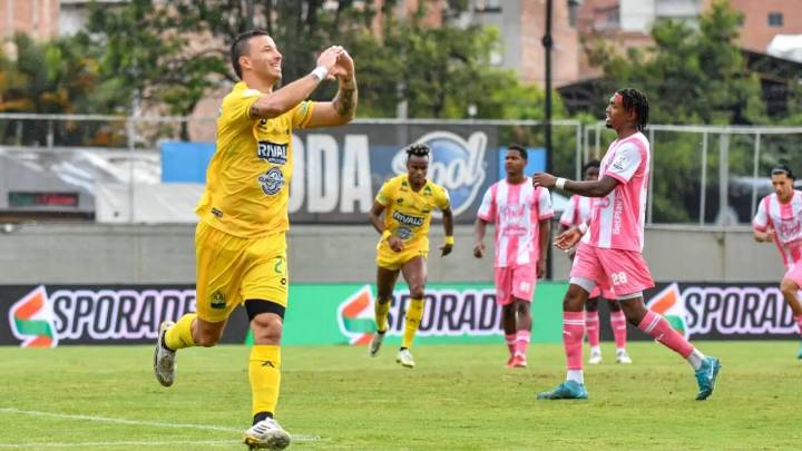 Bucaramanga venció 2-1 a Envigado y lo condenó al descenso: jugará en la B en 2026