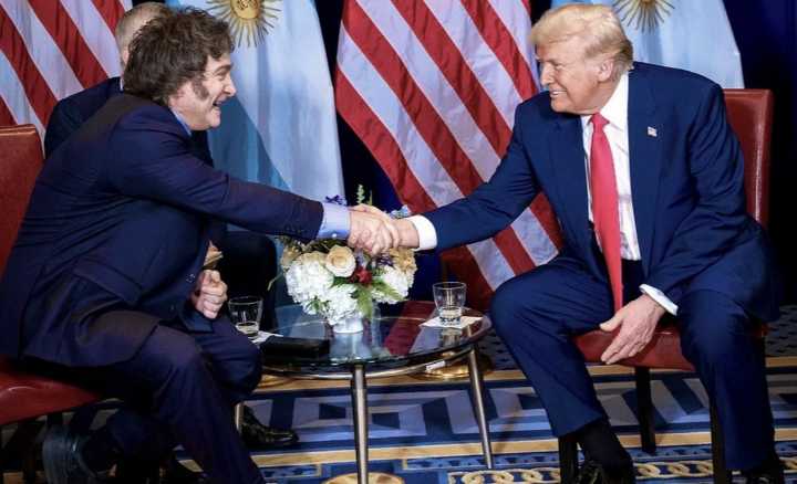 Milei quiere cerrar el salvataje y se reúne con Trump: expectativa por los anuncios y discursos