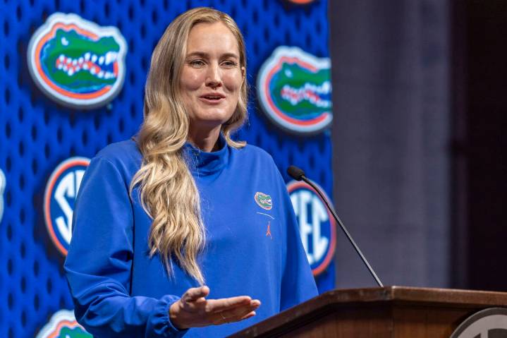 What is Kelly Rae Finley’ Net Worth in 2025 – Salary with Florida Gators and Career Earnings
