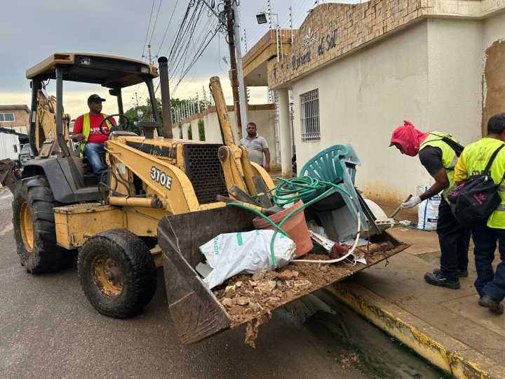 Operativo Cachivache de la Alcaldía Bolivariana de Maracaibo atendió a la parroquia Juana de Ávila