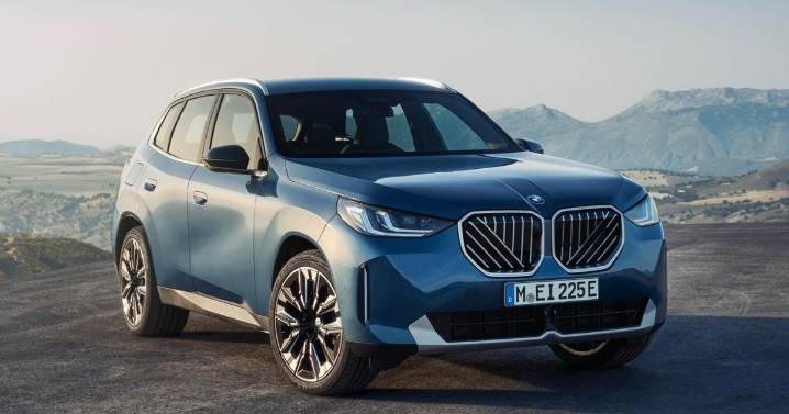 Edmunds compares the new BMW X3 and Mercedes