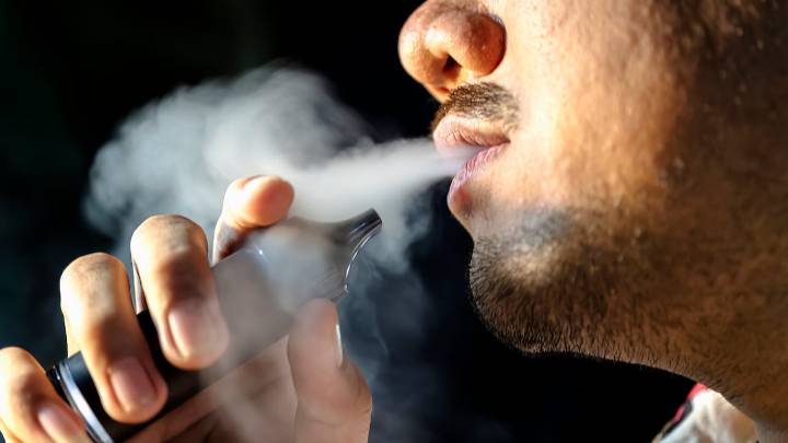 OMS alerta sobre el aumento del cigarrillo electrónico entre adolescentes