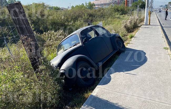 Automovilista termina dentro de un baldío tras presunto cerrón sobre Eulalio Gutiérrez
