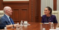 Dialoga Sheinbaum con cofundador de Andreessen Horowitz sobre IA