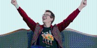 YouTuber Hank Green warns Gen Z that being an influencer isn’t all lazy mornings and free trips: ‘The vast majority of your life is typing’