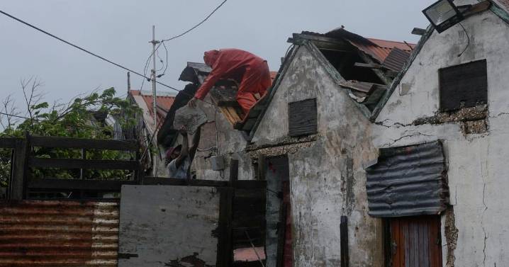 VIDEOS: Melissa azota Jamaica y provoca inundaciones y vientos catastróficos