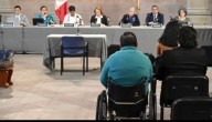 Pese a los reclamos de personas con discapacidad, Lenia Batres mantiene su postura
