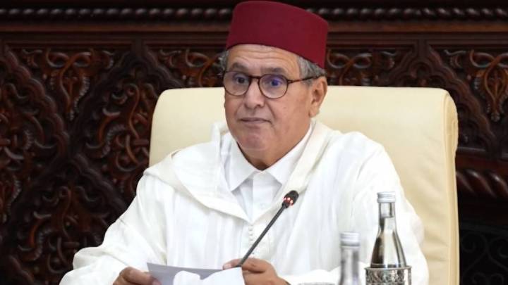 Van tres muertos y cientos de heridos por protestas en Marruecos; presidente llama al diálogo