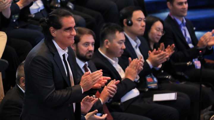 Jefe de Estado instruyó a Alex Saab para apoyar el lanzamiento del primer minisatélite espacial de Venezuela