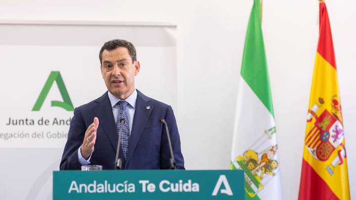 Juanma Moreno anuncia la dimisión de la Consejera de Salud por el escándalo de los cribados de cáncer de mama