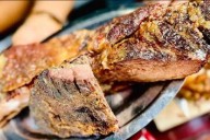 Un hombre murió atragantado al probar un pedazo de carne mientras hacía un asado