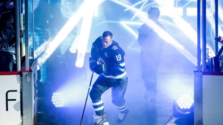 Jonathan Toews returns to NHL with hometown Jets after being out 2 seasons with long COVID