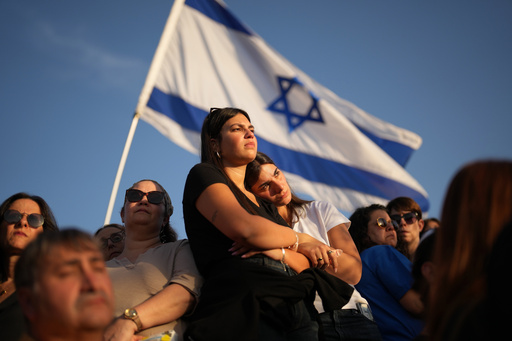 Enviados de EEUU llegan a Israel para reforzar tregua; milicianos entregan restos de un rehén