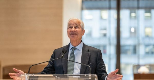 JP Morgan: Luis Caputo se reunió con Jamie Dimon en el viernes preelectoral