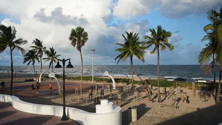 Community fights pickleball replacing basketball courts at South Florida beachside park