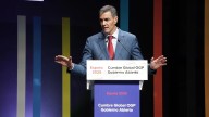 Sánchez presume de "la valentía" de su Gobierno contra la corrupción frente quienes "la tapan y silencian"