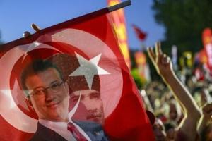 ‘Defect or be jailed’: Turkey opposition mayors face new threat