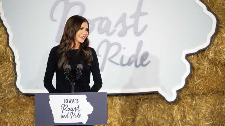 Noem video blaming Democrats for shutdown not shown at DSM airport