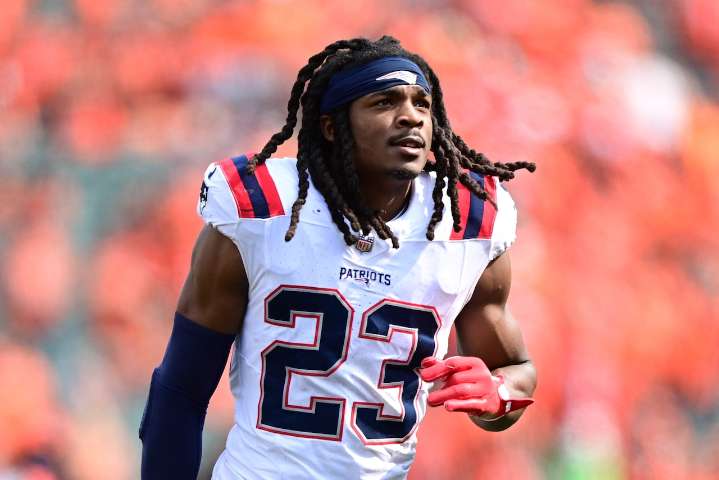 Patriots trade: How experts graded decision to move Kyle Dugger, Keion White