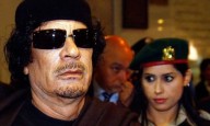 “Teníamos que tener pelo largo para ser elegidas”. ¿Amazonas o harén?, la historia del cuerpo de guardaespaldas femenino de Gaddafi