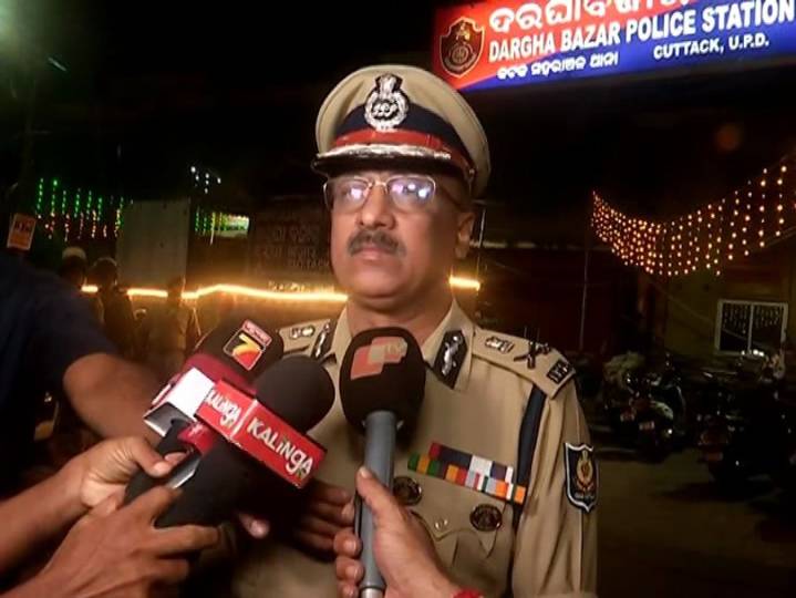 Odisha DGP reviews Cuttack situation, urges public to rely on verified information