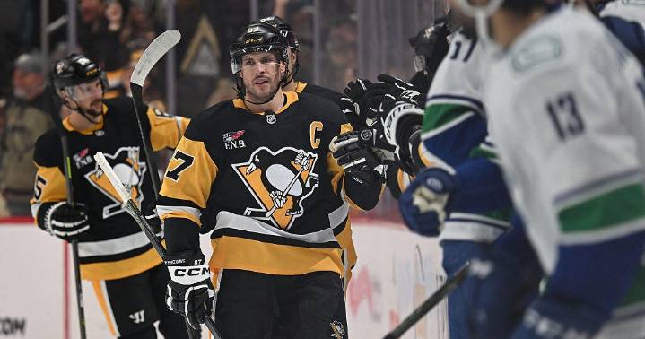 Sidney Crosby becomes all-time total points leader for Penguins, Kris Letang records 600th assist