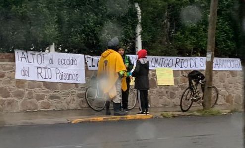 Ciudadanos exigen a Interapas frenar descargas de aguas residuales en el río Paisanos