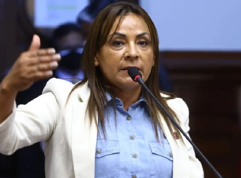 Inician proceso contra Alcarraz