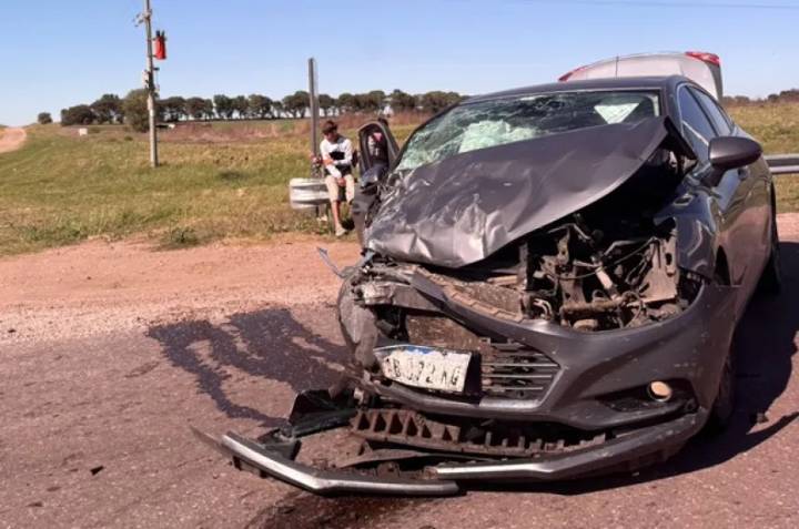 Choque múltiple en el cruce de la Ruta Nacional 5 y la Provincial 7