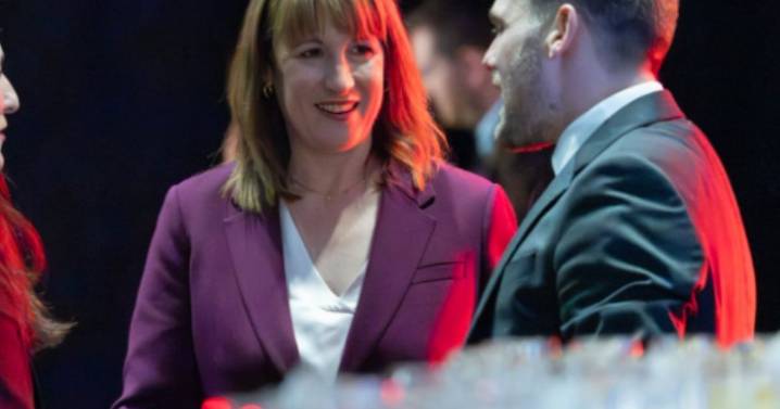 Labour statement over pay-per-mile car tax after calls for 9p rate from November