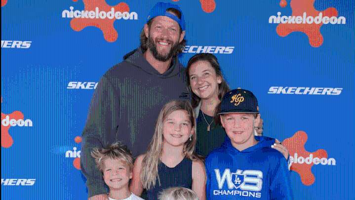 Dodgers pitcher surprises fans by joining Skechers pier to friendship walk ahead of World Series