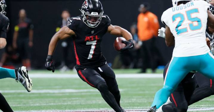 It’s early, but Falcons are at risk of squandering Bijan Robinson’s brilliance