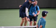 La desgarradora imagen de Jannik Sinner en el momento en el que debió abandonar en el Masters 1000 de Shanghái