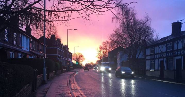 Nearly all UK drivers report same fear at this time of year as DVSA warn of £1,000 fines