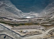 Teck Resources reports Q3 profit compared with loss a year ago, revenue up