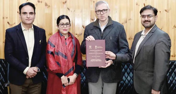 IWAI, J&K Government sign MoU for development of Srinagar Water Metro