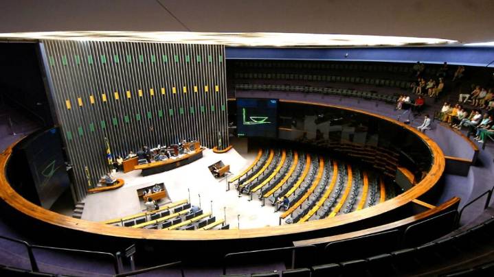 Brasil y la sombra del imperio: el Congreso debate un referéndum para revivir la monarquía