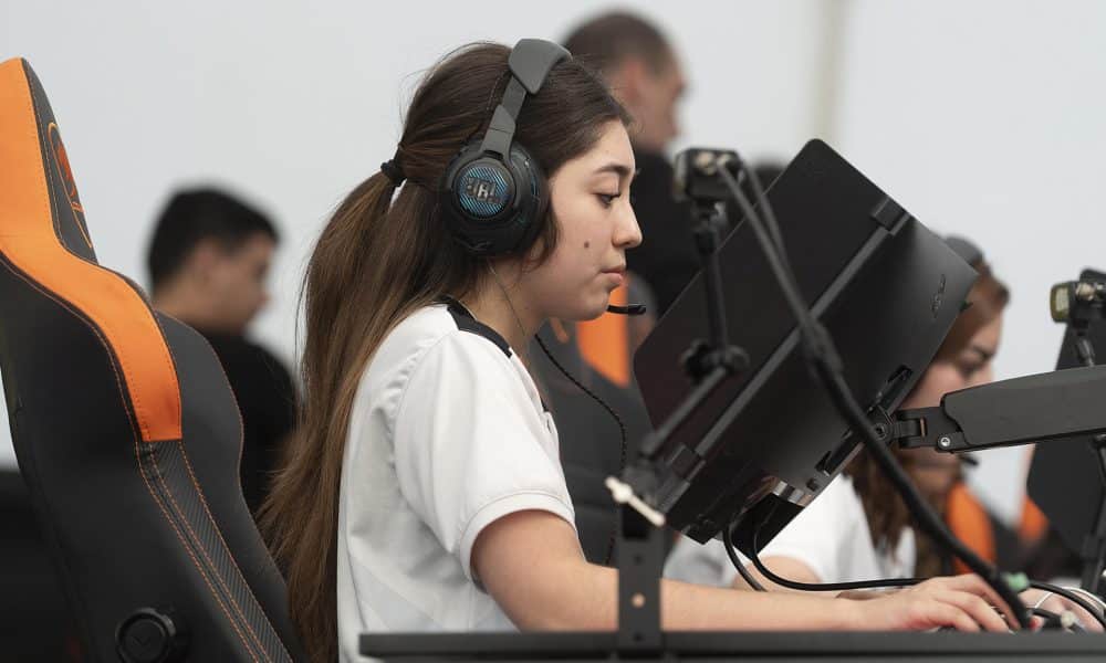 Ligas femeninas de esports son necesarias en Latinoamérica, aseguran Ivy y Mmonch