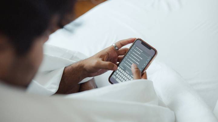 WhatsApp ya admite las Live Photos del iPhone: así funcionan y qué cambia al usarlas